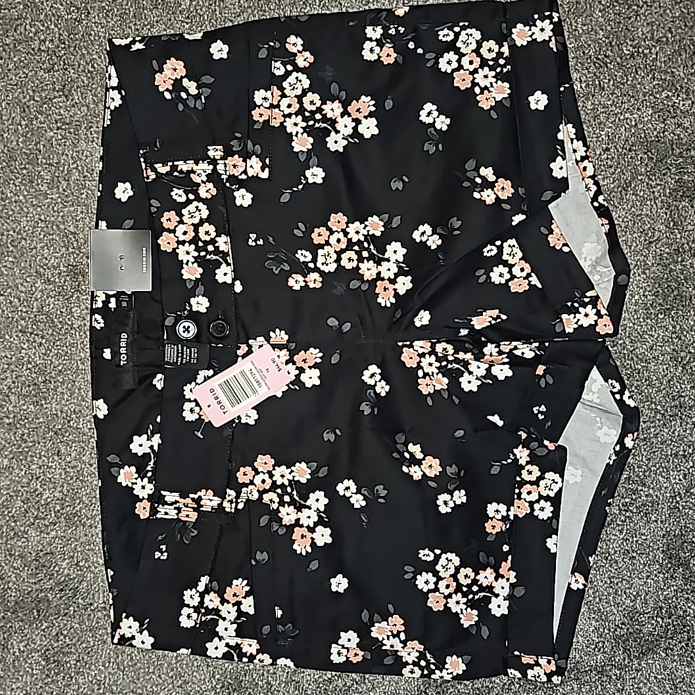 Cute Floral Shorts